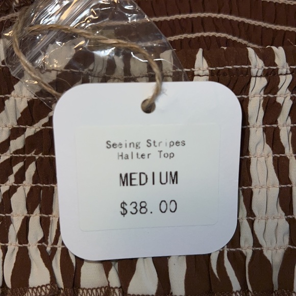 Halter top - Picture 3 of 3